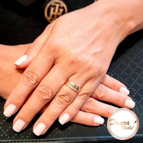 Daura Nails | Atendimento em Porto Alegre